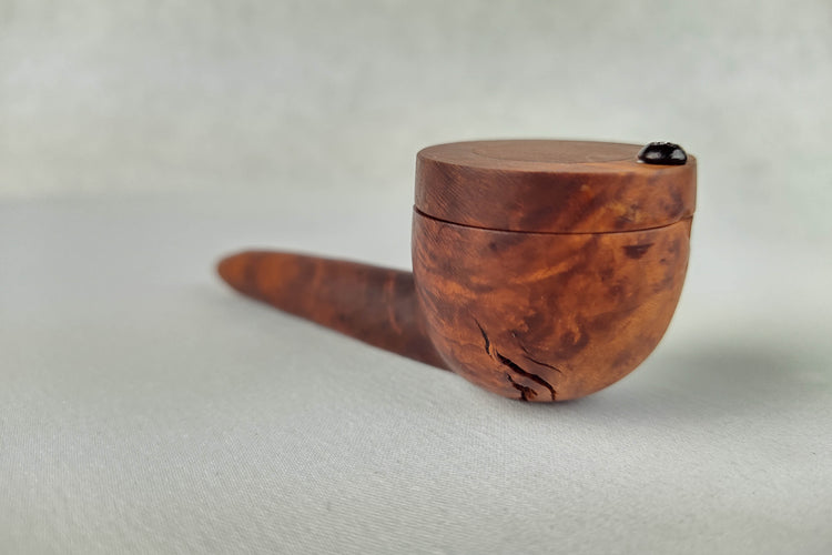 Briarwood Wide Bowl Smoking Pipe with Aromatic Red Cedar Inlayed Cap